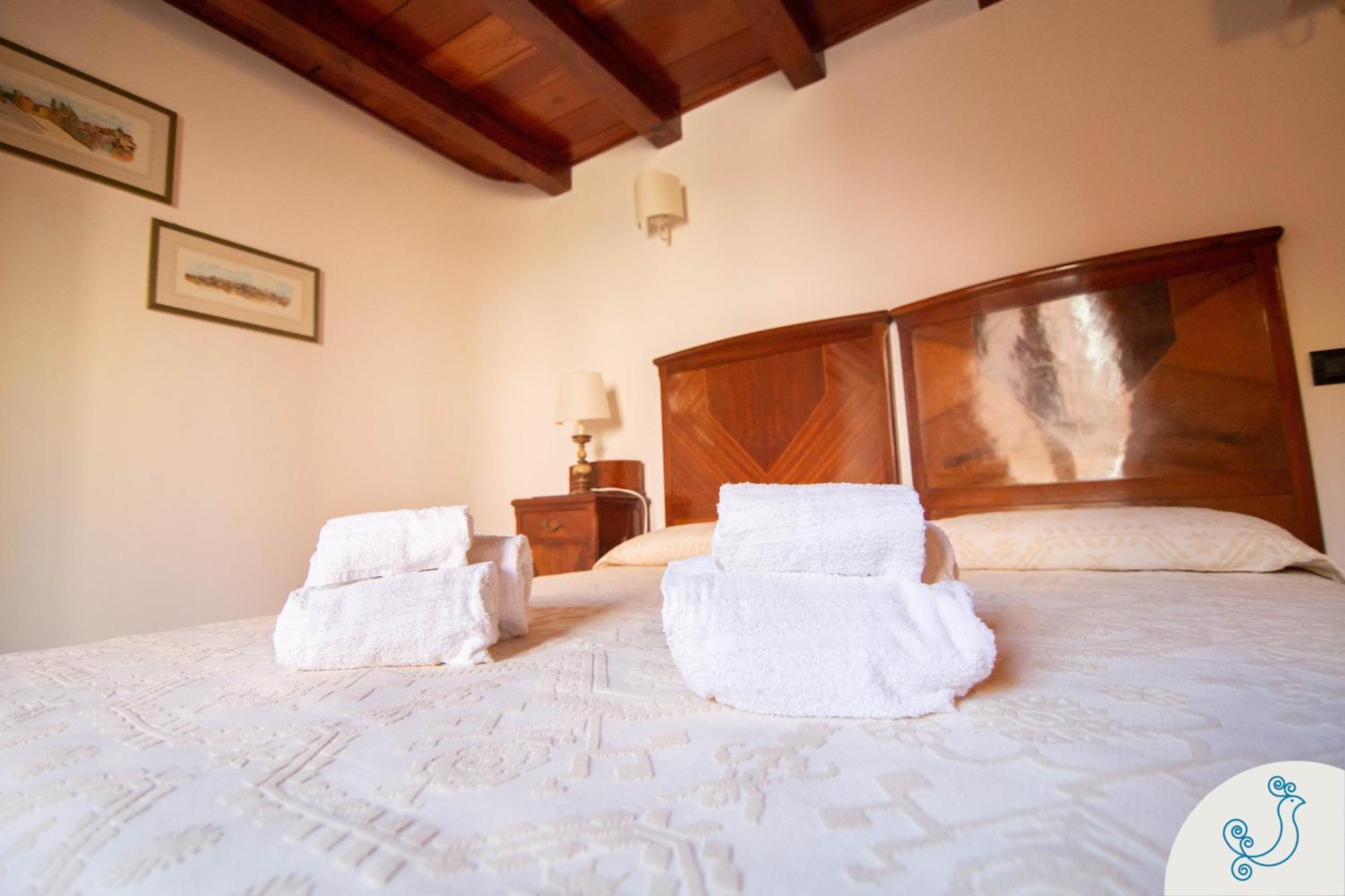 Manno 81 - Charming Historic Apartment Cagliari Exterior foto